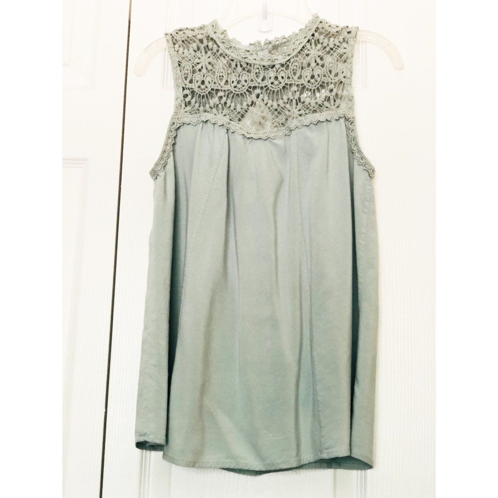 Trixxi Pale Green SL Embroidered Top